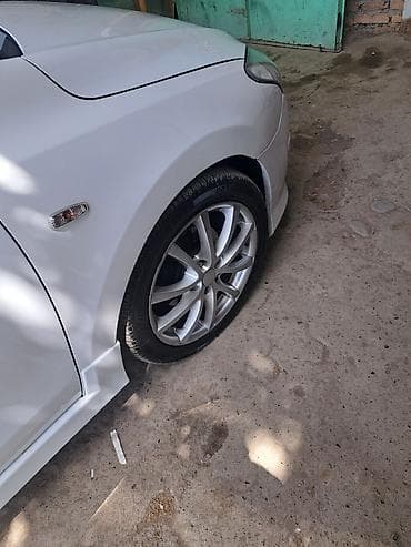 Yağlar və avtokimyəvi maddələr: İşlənmiş Disk təkər Hyundai R 17 — 2