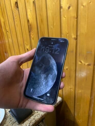 ipad 4 qiymeti: IPhone 11, 64 GB, Qara, Face ID — 2