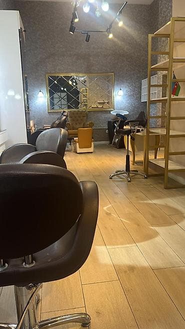 samux rayonu: Bakı şeheri Nesimi rayon mehkemesi yanında tam yol üstünde 64 kv salon — 1