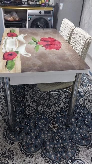 təmiz bal: Mətbəx üçün, Açılmayan, Dördbucaq masa, 2 stul — 2