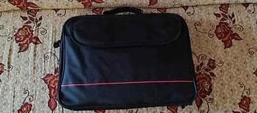 Noutbuk üçün çanta Yeni kimidir - Rəng: qara, ön hissədə incə qırmızı