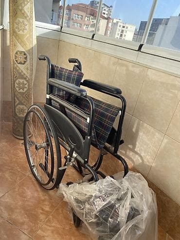 araba: Mexaniki əlil arabası - Yüngül və davamlı metal çərçivə - Böyük arxa — 1