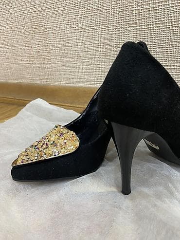 Şəxsi əşyalar: Ölçü: 37, rəng - Qara, İşlənmiş — 2