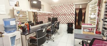 Zeynəb studioda salon tam şəkildə icarəyə verilir günlük müştəri