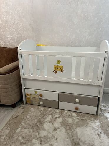 Oğlan və qız üçün, Dördbucaq, Beşik, Dəstsiz, Matrassız, Yellənmə mexanizmsiz