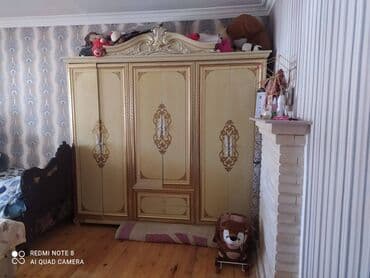 kiraye evler 1 gunluk: 140 kv. m, 6 otaqlı — 30