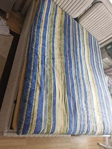 İkinəfərlik çarpayı, Matras ilə, Siyirməsiz