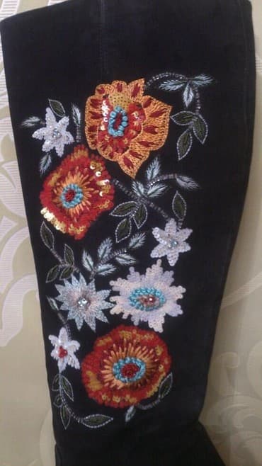 qadin botlari: Ölçü: 38, rəng - Qara, İşlənmiş — 2