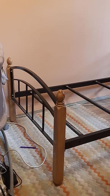 taxta kravatlar: İşlənmiş, Təknəfərlik çarpayı, Bazasız, Matras ilə, Siyirməsiz — 4