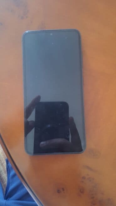 mi 12 t: Məhsul: Sensor ekranlı smartfon Xüsusiyyətlər: - Tam ön panel boyu — 1