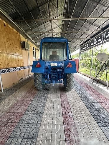 maşınların satisi: Traktor Agsu rayonundadir Zavodan bizde olub senedleri var nomresi — 5