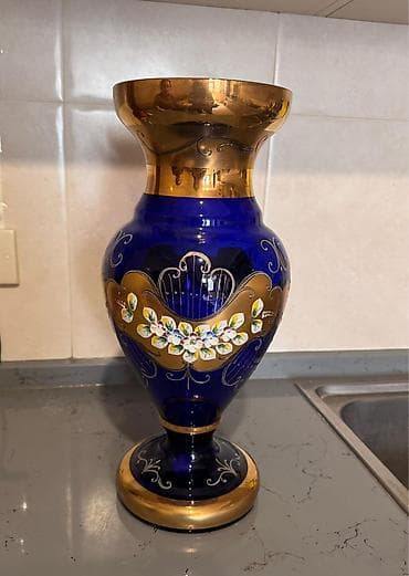 Bir vaza, Bogem şüşəsi