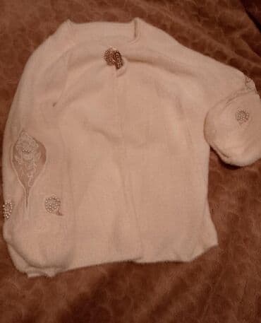 женские длинные кардиганы: Ağ rəngli zərif qadın üst geyimi/kardiqanı. - Yumşaq teksturalı — 1