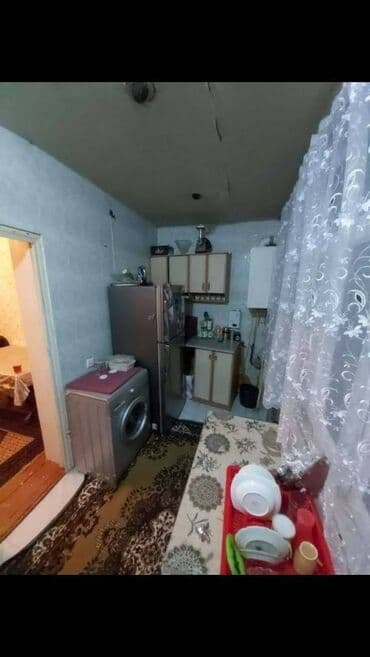 kirayə ev ayliq: Suraxanı rayonu Yeni Günəşli (D Massivində) qəsəbəsində köhnə tikili 9 — 7