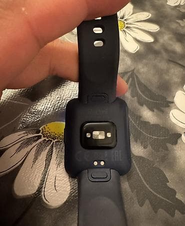 xiomi 12 x: Ağıllı qolbaq / fitnes treker - Rəng: qara - Silikon, tənzimlənən — 4