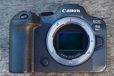 adapt: Canon EOS R6 Mark II gövdə - Tam kadr (Full-Frame) RF mount güzgüsüz — 1