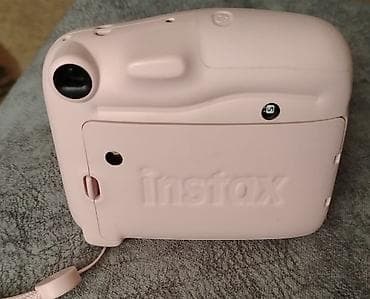 self portrait: Fujifilm Instax Mini 11 – pastel çəhrayı rəngdə instant fotoaparat — 3