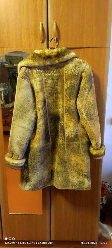 xonca sirniyyat evi vakansiya: Продается шуба : коричневая 250 азн полушубок золотой 150азн — 5