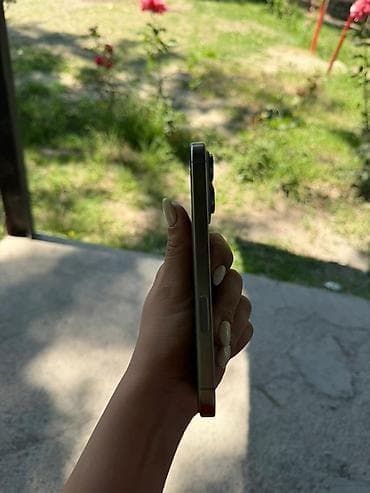 hope telefon: IPhone 16 Pro, 128 GB, Natural Titanium, Simsiz şarj — 3