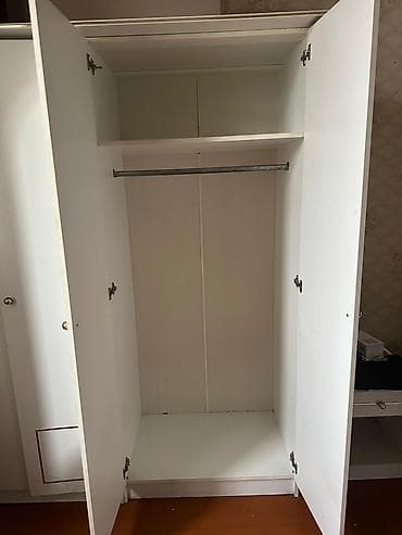 2 ci el dolab: Ağ rəngli mebel dəsti Tərkibi: - İkiqanadlı şkaf: üstdə rəf, geyim — 4