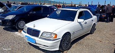 kompressor mercedes: Mercedes-Benz 220: 2.2 l | 1998 il Sedan — 7