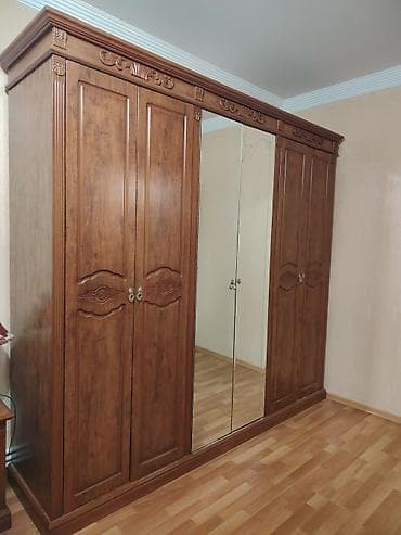 Klassik dolab, termo və iki ədəd tumba