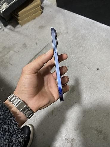 iphone dubai: IPhone 13 Pro Max, 128 GB, Sierra Blue, Face ID — 4