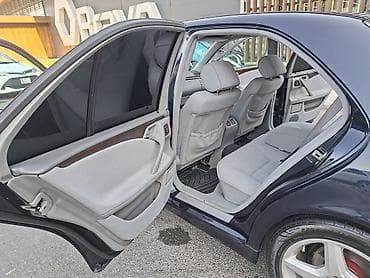mercedes 160 a: Mercedes-Benz E-Class: 2.6 l | 2000 il Sedan — 4