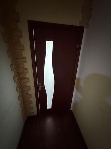 qapi avropa: Gapilar yaxsi veziyetde 4 ed suseli 2 ed susesiz MDF/laminat daxili — 8