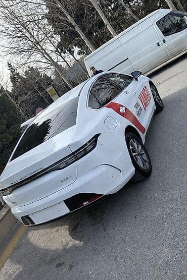 BYD Destroyer 05: 1.5 l | 2025 il 31000 km Sedan — 3