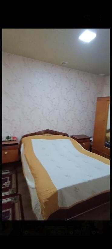 xirdalan evlər: Qaradağ royonu Musfiqabad qəsəbəsində mərkəzdə 3 otaqli həyət evi — 2