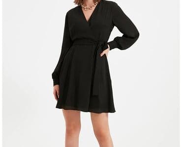 böyük bədən paltarlar: 36 razmer. Yenidir 15m. Ölçü uyğun gəlmədiyi üçün satılır — 1