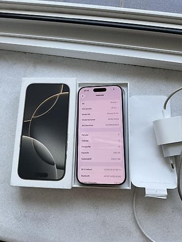 adapt: IPhone 16 Pro, 256 GB, Natural Titanium, Face ID — 8