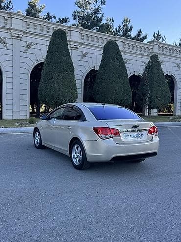 bmw r18 disk: Chevrolet Cruze: 1.4 l | 2012 il 273200 km Sedan — 4