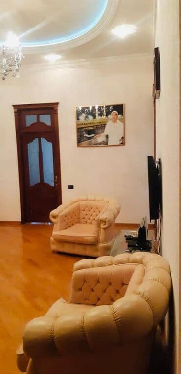 yeni guneslide 5 otaqli evlerin qiymeti: 3 otaqlı, Yeni tikili, 195 kv. m — 5