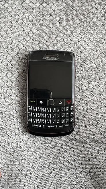 Blackberry Bold, rəng - Qara, Düyməli