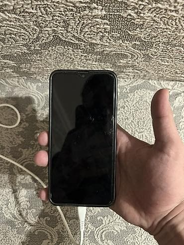xiaomi not 13 kabro: Samsung Galaxy A10, 32 GB, rəng - Qara, Simsiz şarj — 2
