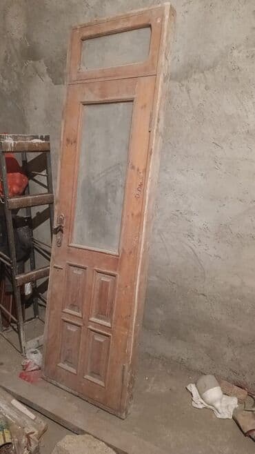 купить дверь межкомнатную: Taxta şüşəli qapı - Material: massiv taxta karkas, klassik panelli — 2