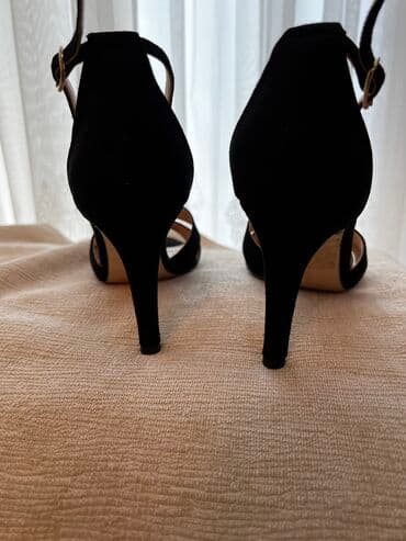 босоножки новые 36 размер: Размер: 39, цвет - Черный, Б/у — 3