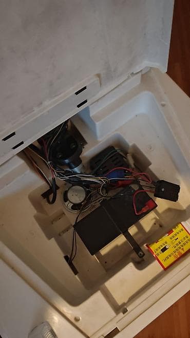 oyuncaq masınlar: Uşaq üçün elektrikli minik maşını – ağ rəng, “G 55 AMG” üslubunda — 3