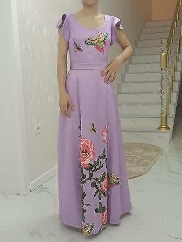 qiz ucun botlar: Bənövşəyi rəngdə uzun ziyafət donu 2 dəfə geyilib .100 AZN-ə alınıb.35 — 4