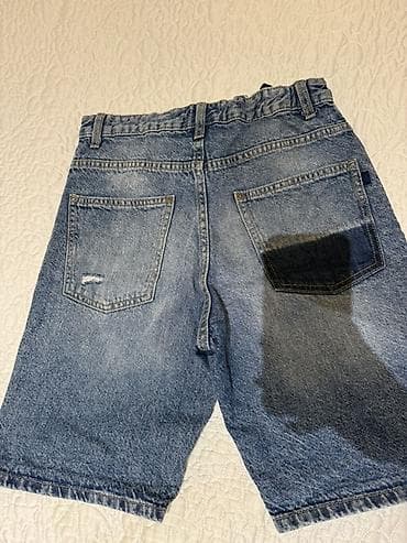 i̇dman kişi şortları: United Colors of Benetton cins şort - Model: Dizə qədər, regular fit — 2
