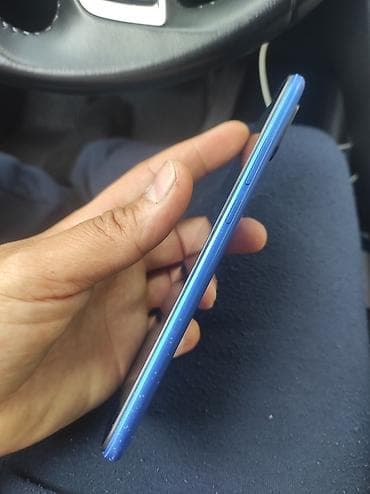 Xiaomi Redmi smartfon - Rəng: Mavi - Ekran: Tam ekran dizayn, ön — 3
