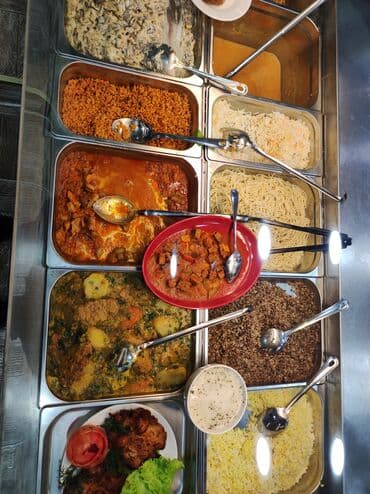 ət kotuyu: Restoran malzemeleri ; Klimalar, kameralar, 2 tane döner ocağı, kebap — 3