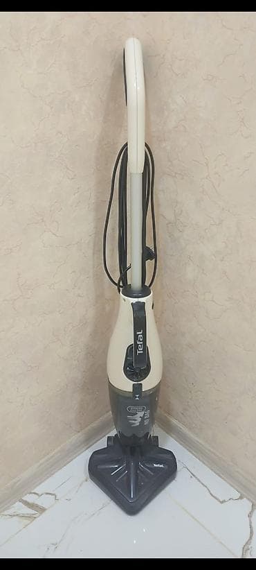 Tefal şaquli tozsoran Xüsusiyyətlər: - Marka/model: Tefal şaquli tip