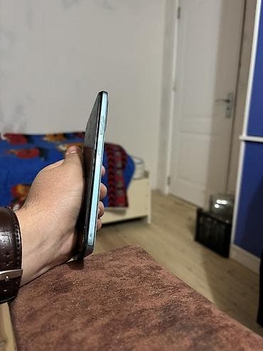 iphone x max qiymeti: Redmi smartfon Xüsusiyyətlər: - Arxa tərəfdə çoxmodullu kamera bloku — 3