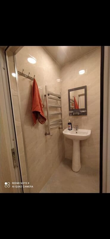 xacmaz rayonunda ayliq kiraye evler: Metro Ulduz. temiz remontlu ev kiraye verilir. 1 otag. her — 9