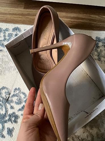 sattlar: Tuflilər, Ölçü: 35, İşlənmiş — 1