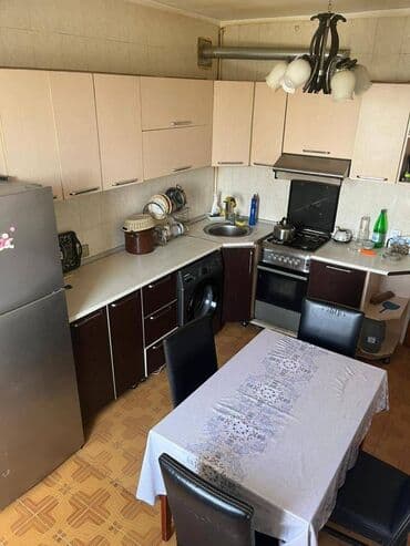 ağ şeher kiraye evler: Bakı, Yasamal, 3 otaqlı, Köhnə tikili, m. İnşaatçılar, 65 kv. m — 10