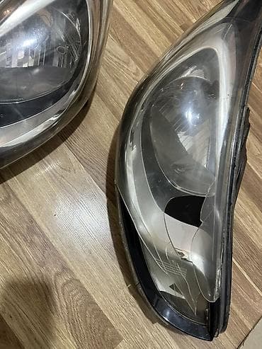 Ehtiyat hissələri: Komplekt, Yaxın və uzaq vuran işıqlar Hyundai, Orijinal — 1
